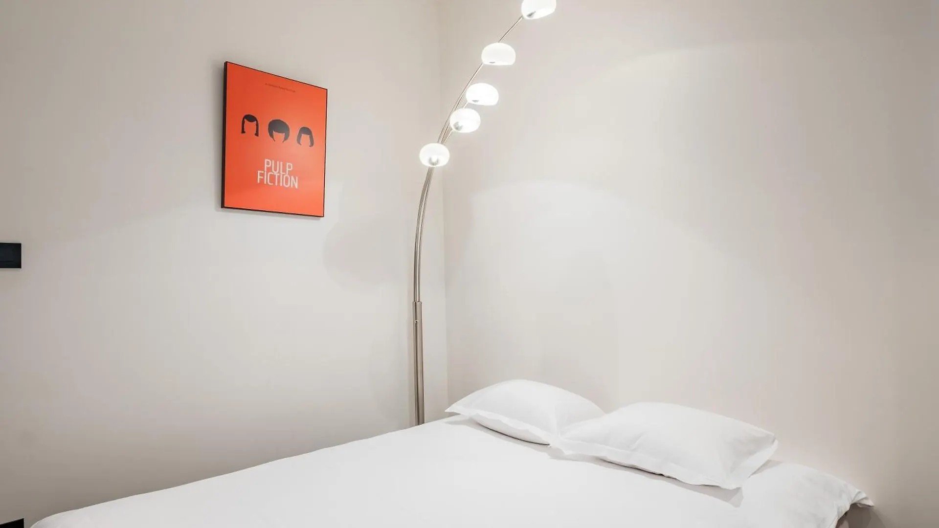 파리 Veeve - Light & Luxe In Les Batignolles 아파트