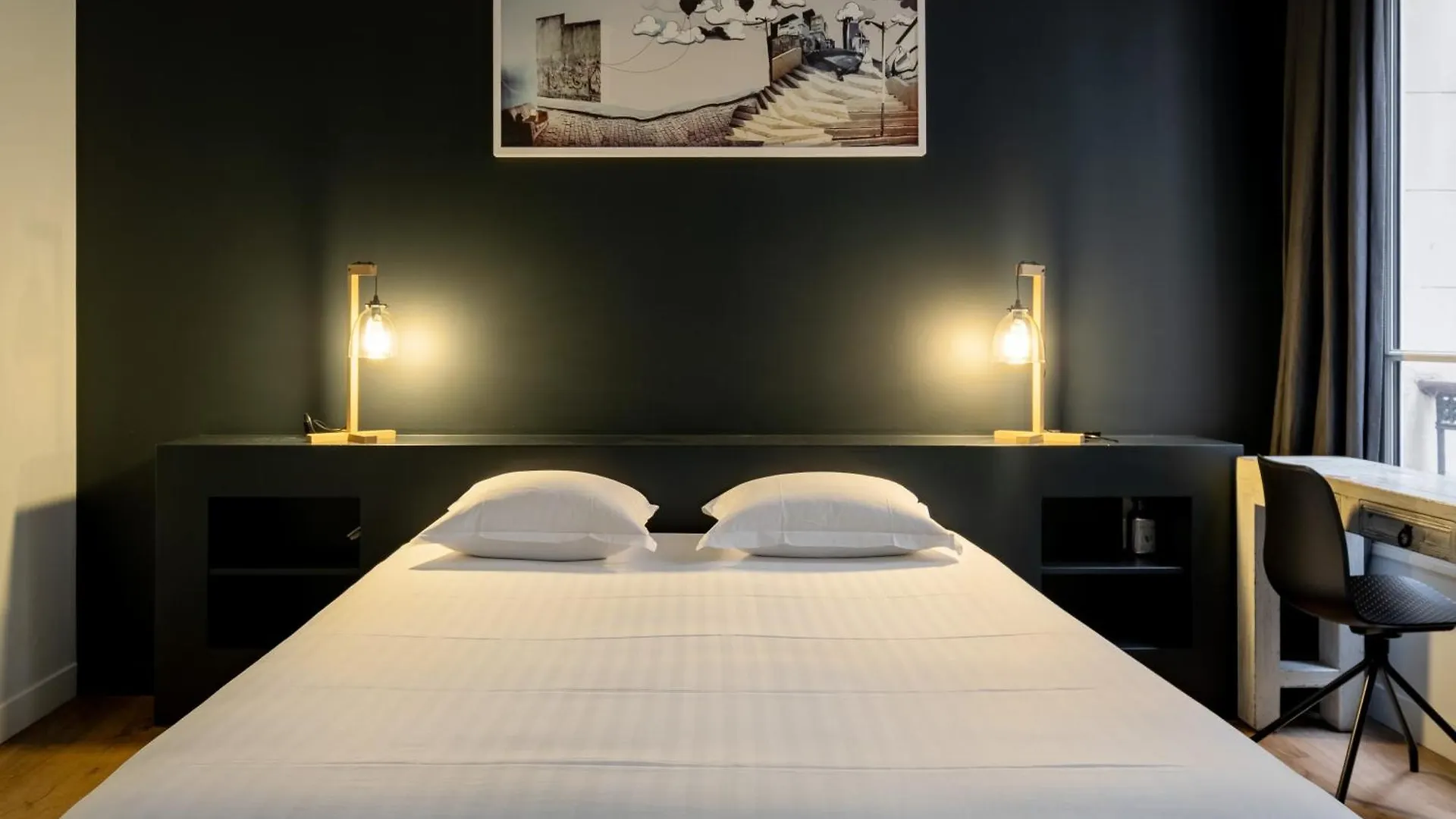 파리 Veeve - Light & Luxe In Les Batignolles 아파트 0*,  프랑스
