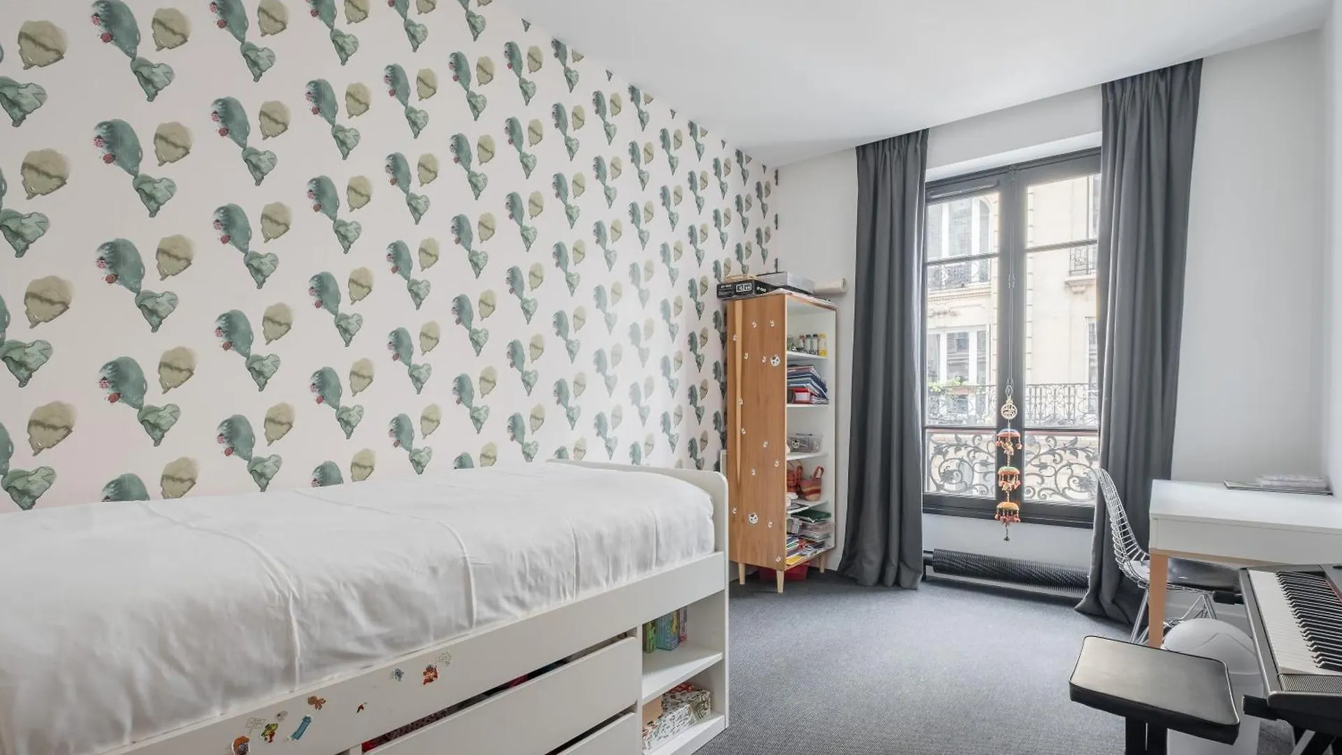 파리 Veeve - Light & Luxe In Les Batignolles 아파트